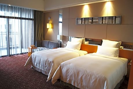 Superior King Bed