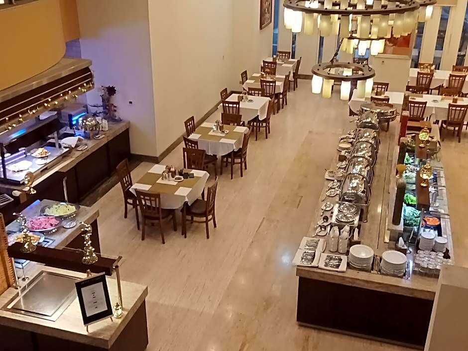Rayan Hotel