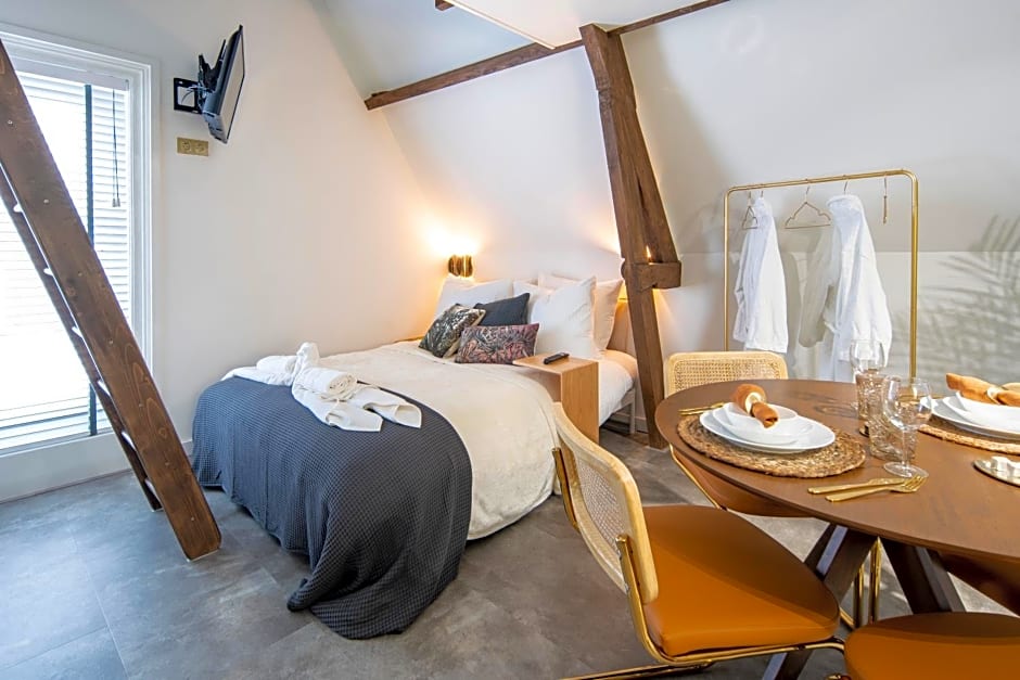 Family penthouse 7-Minutes from Rotterdam Central Newly Build top floor terrace R5