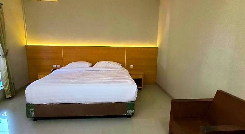 Royal Kencana Hotel powered by Cocotel