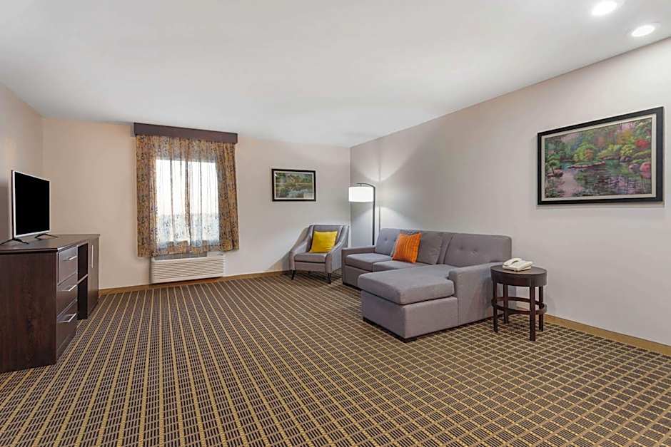 La Quinta Inn & Suites by Wyndham Rockford