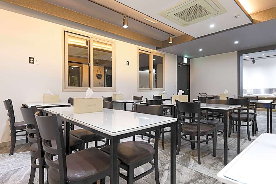 Jinju KAI Tourist Hotel