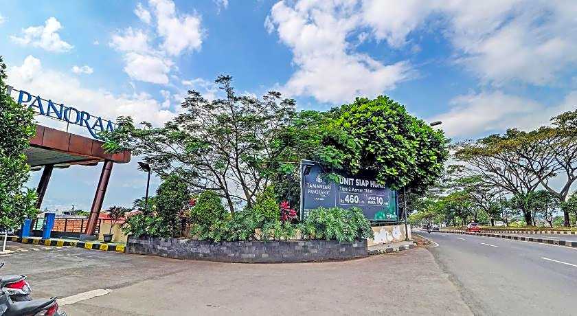 OYO Life 92735 Apartemen Tamansari Panoramic By Santuy