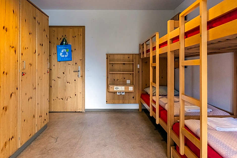 Davos Youth Hostel