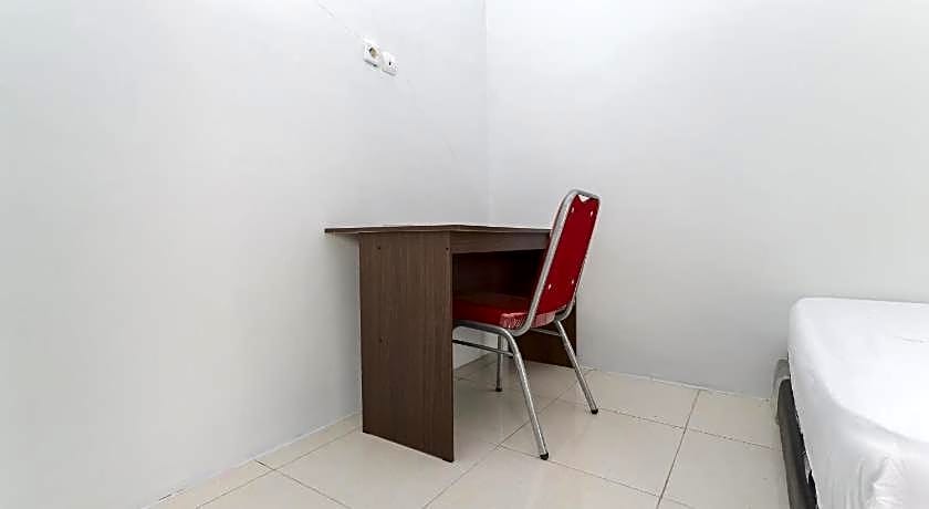 KoolKost Syariah near Alun Alun Sidoarjo