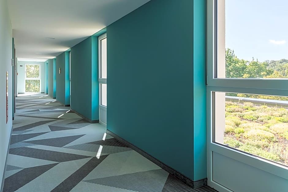 Holiday Inn - the niu, Seven Dusseldorf Ost by IHG