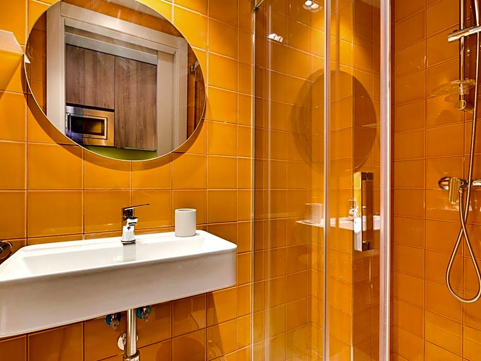 Livensa Living Studios - Valencia Viveros