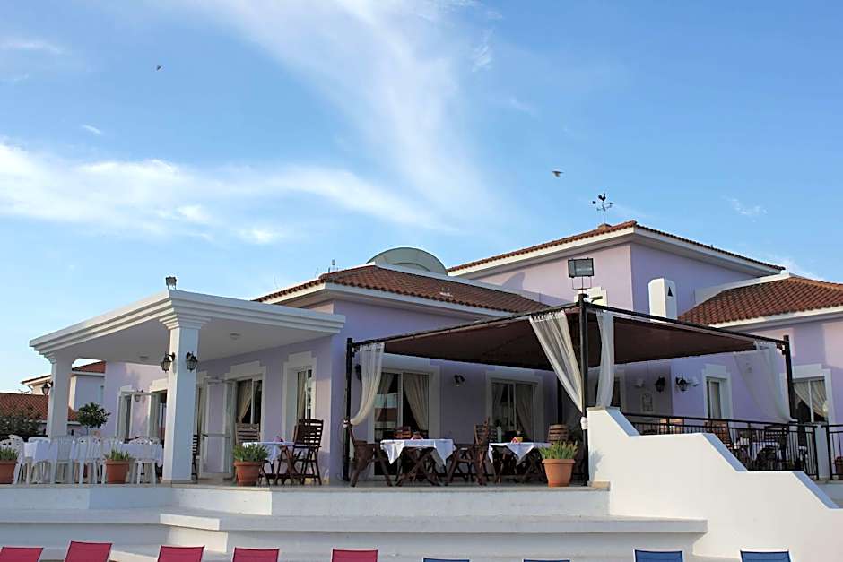 Akamanthea Holiday Village