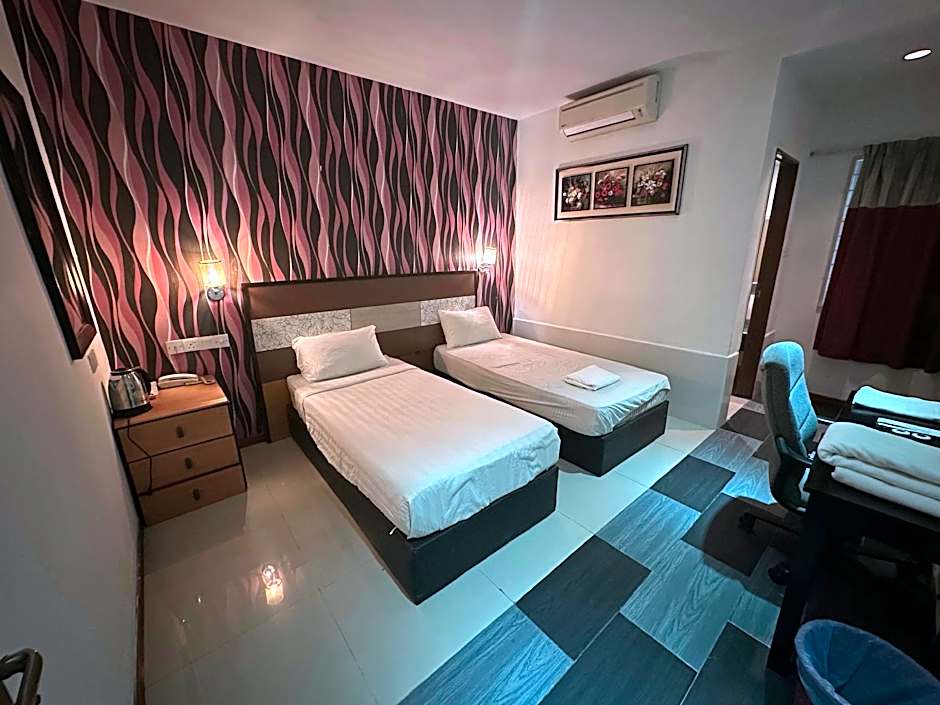 Midtown Villa Hotel