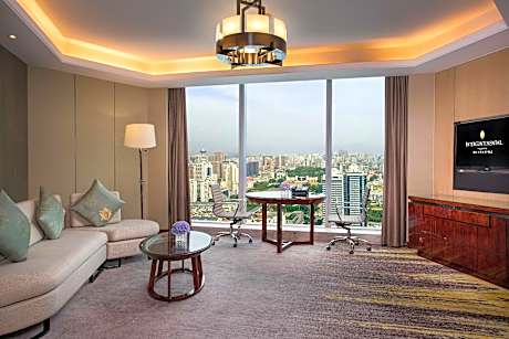 1 King Bed 1 Bdrm Suite Living Area Non-Smoking