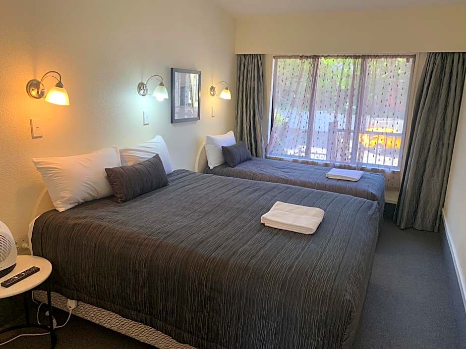 ASURE 755 Regal Court Motel