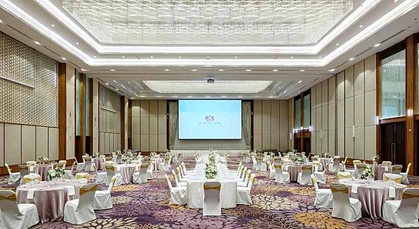 TK Palace Hotel and Convention