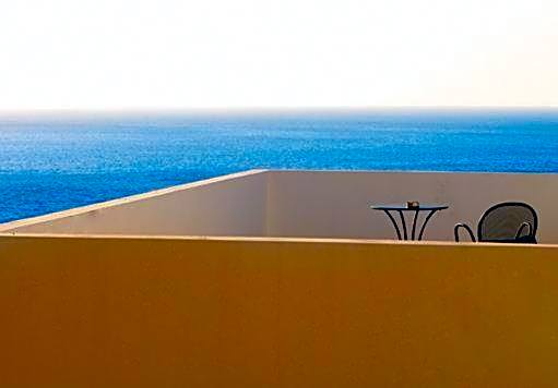 Apolis Beachscape Hotel