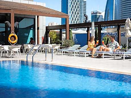 Pullman Doha West Bay