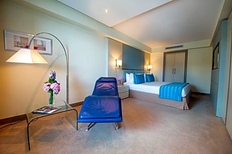 Grand Suite - Harbor view