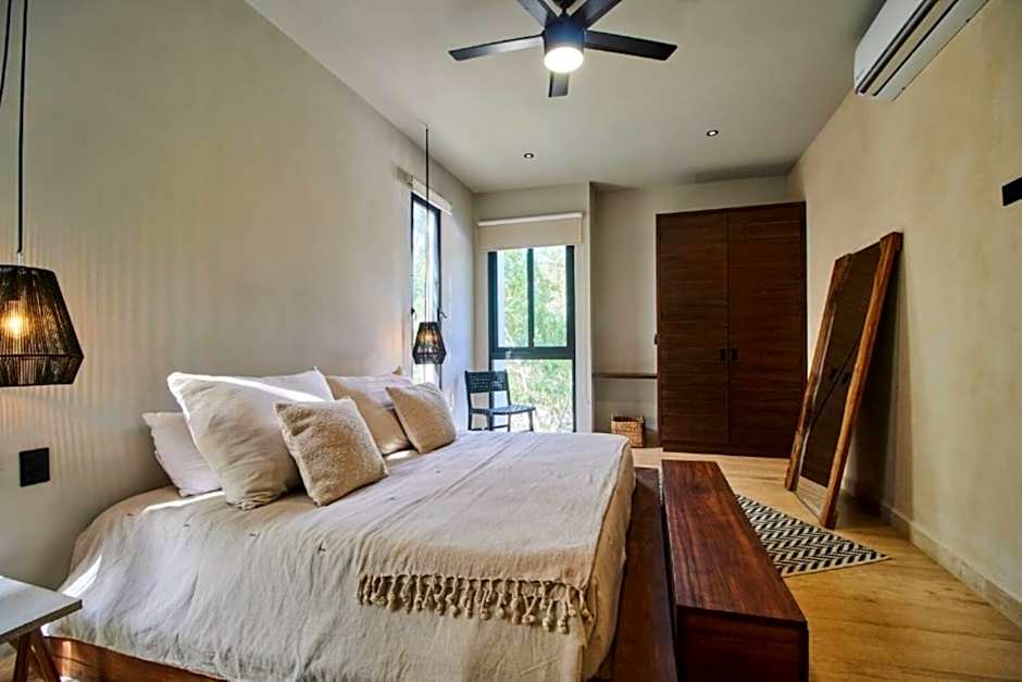 ATTHA HOLISTIKA - NIRVANA New Jungle Penthouse