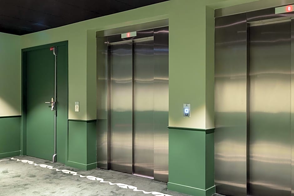 Hôtel Kyriad Prestige Paris Asnieres