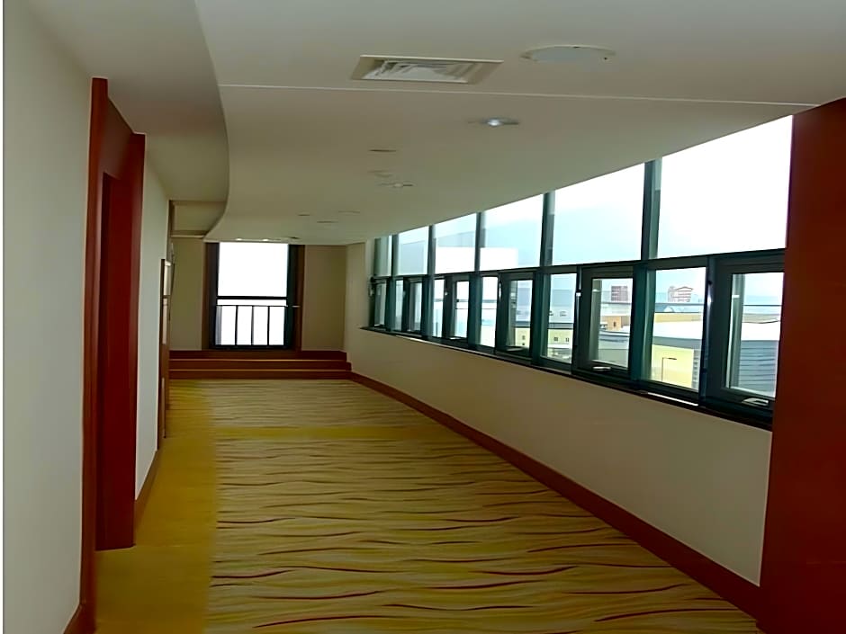 Jinling Runyang Bridge Hotel