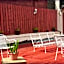 OYO Cameron Historic Hotel Brownsville I-69E