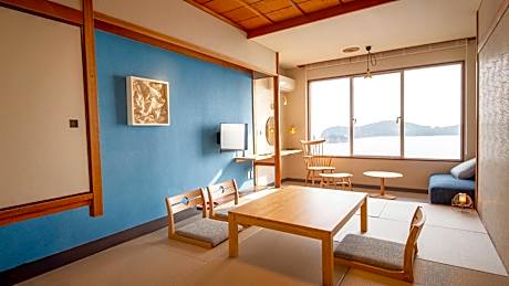 Japanese-Style Room with Private Bathroom and Sea View