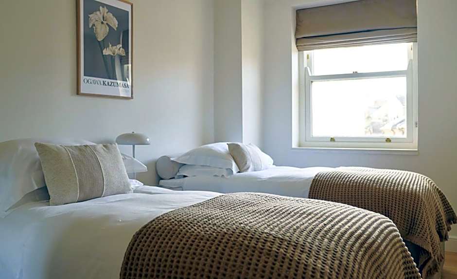 Europa House Apartments