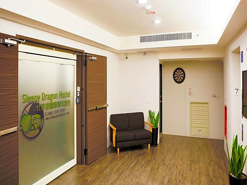 Sleepy Dragon Hostel