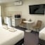 Carlton Suites