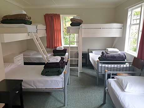 Mixed Dormitory Room
