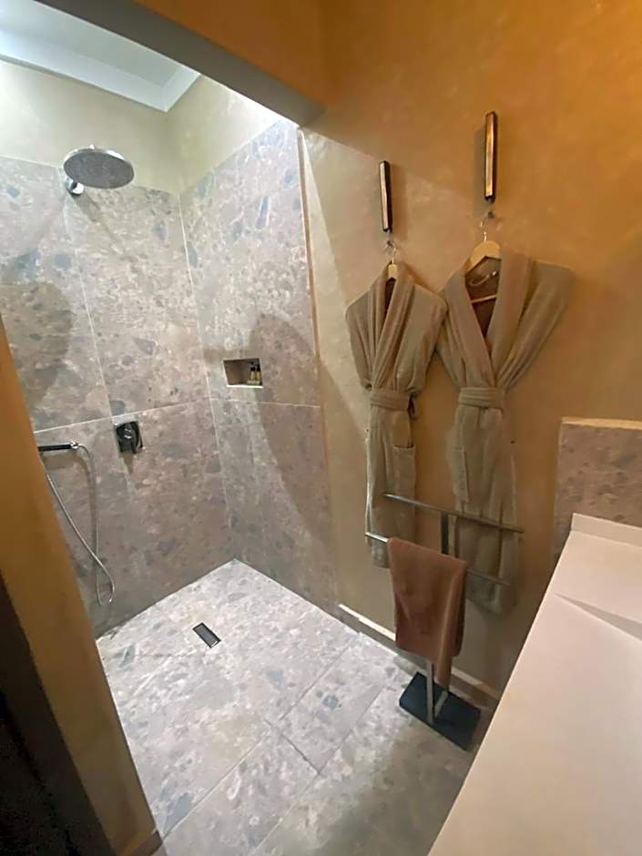 Riad Dar 73