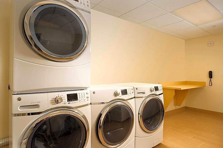 Fairfield Inn & Suites by Marriott Arundel Mills BWI Airport