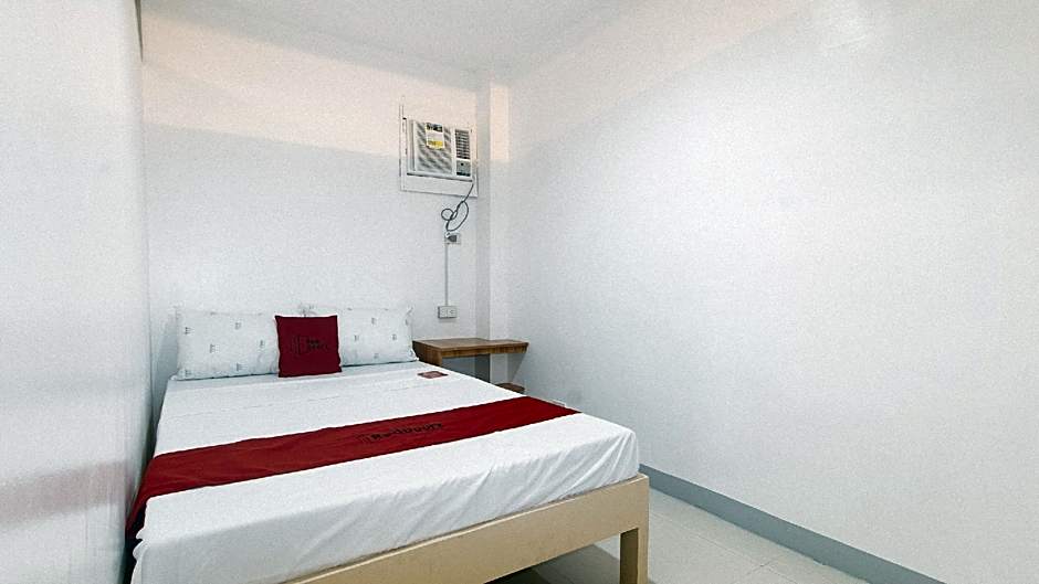 RedDoorz @ EBM One Building