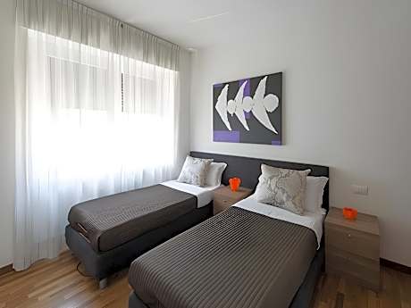 One-Bedroom Apartment (4 Adults) with Kitchen