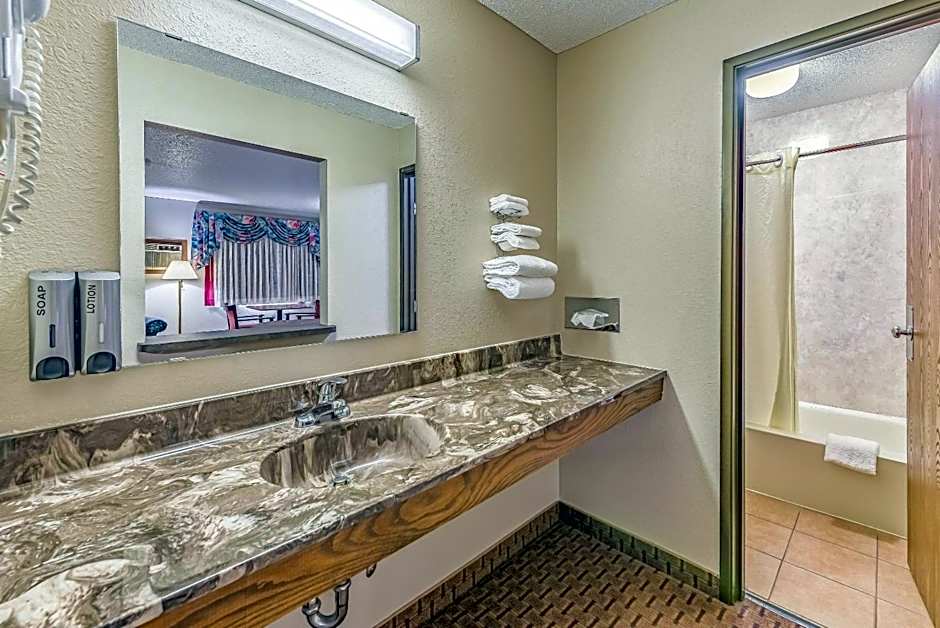 Rodeway Inn Saint Joseph