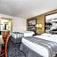 Super 8 by Wyndham Guelph