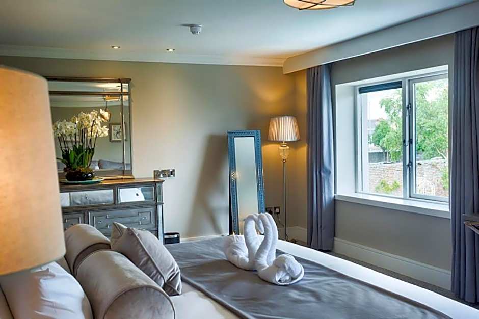 The Village Hotel, Bar and Restaurant