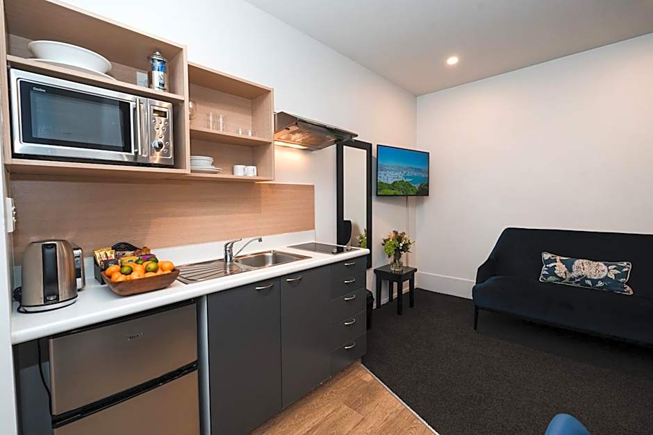 Gilmer Apartment Hotel