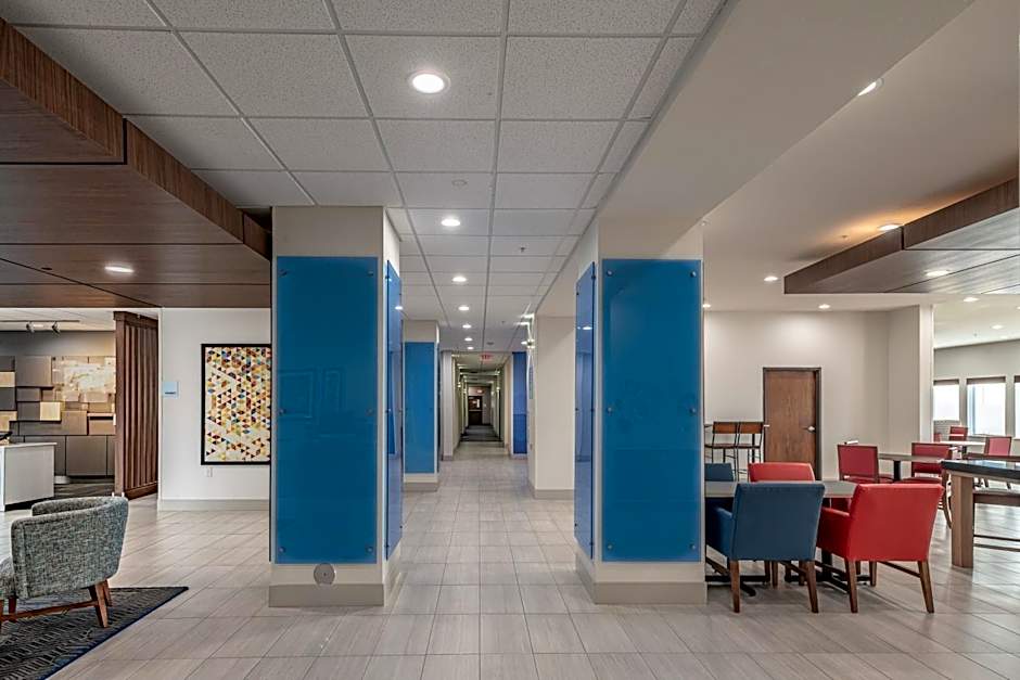 Holiday Inn Express & Suites N Waco Area - West By IHG