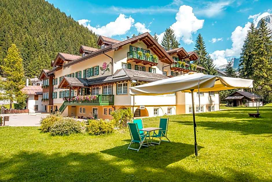 Hotel Villa Rosella Park & Wellness