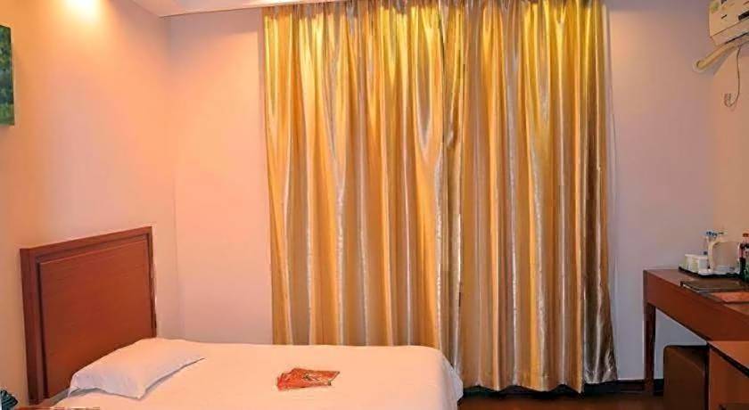Green Tree Inn Xupu Bridge – Shanghai, DC