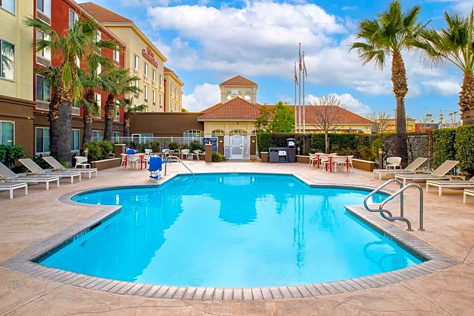 Hilton Garden Inn Fontana