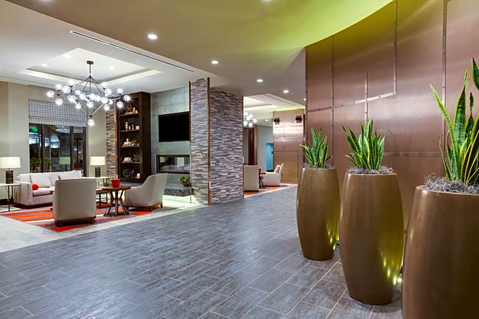 Homewood Suites by Hilton Savannah Historic District/Riverfront