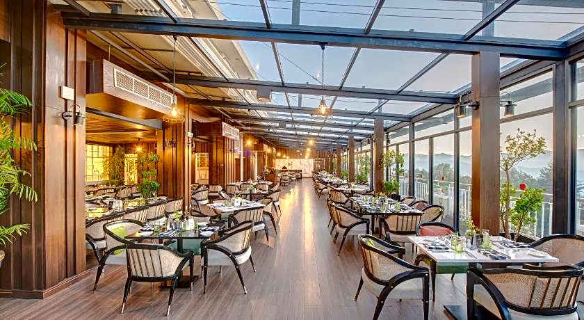 Pearl Continental Hotel, Bhurban