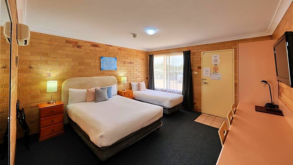 North Parkes Motel