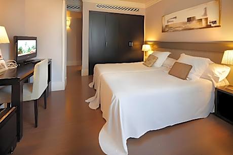 Double Or Twin Standard