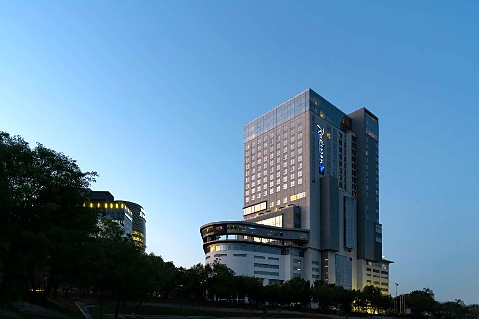 Photo 1 of 50 of Radisson Blu Hotel Sandton, Johannesburg
