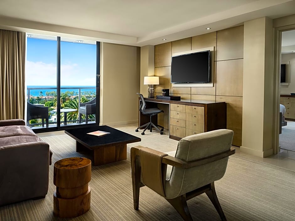 Hotel La Jolla, Curio Collection by Hilton