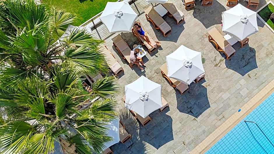 Golden Coast Beach Hotel