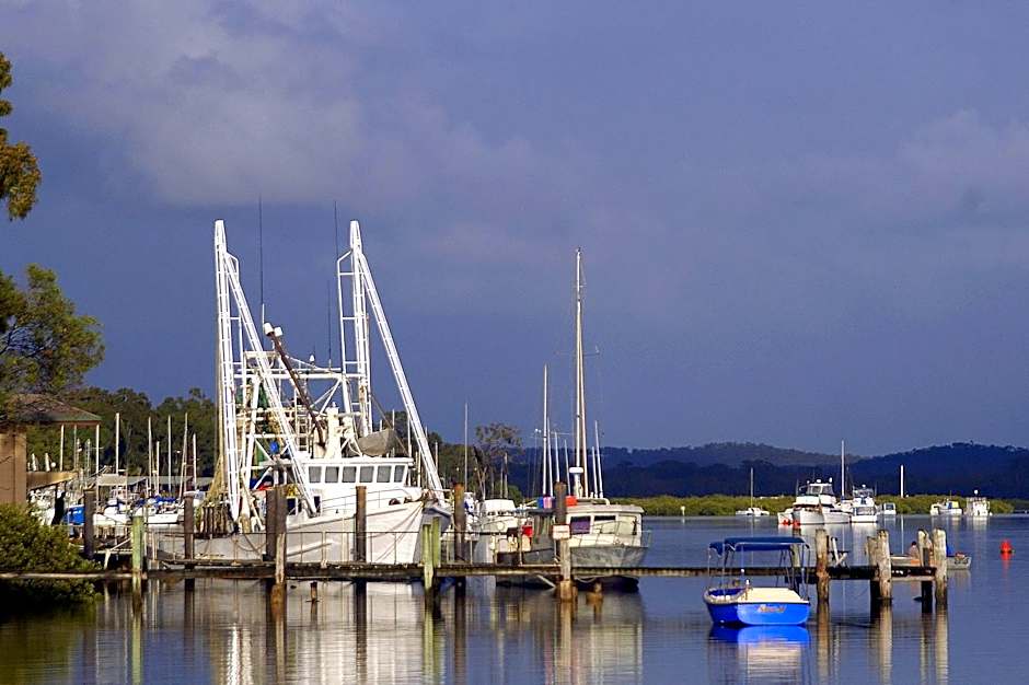 Tin Can Bay's Sleepy Lagoon Motel