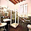 Boutique Hotel L'Imperatrice -Vicinissimi a Valdichiana Designer Village-