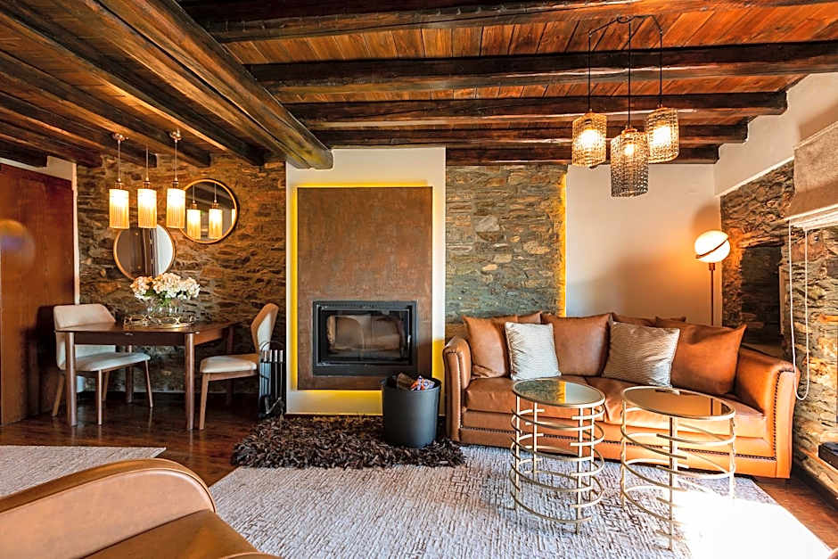 1822 Makrinitsa Suites